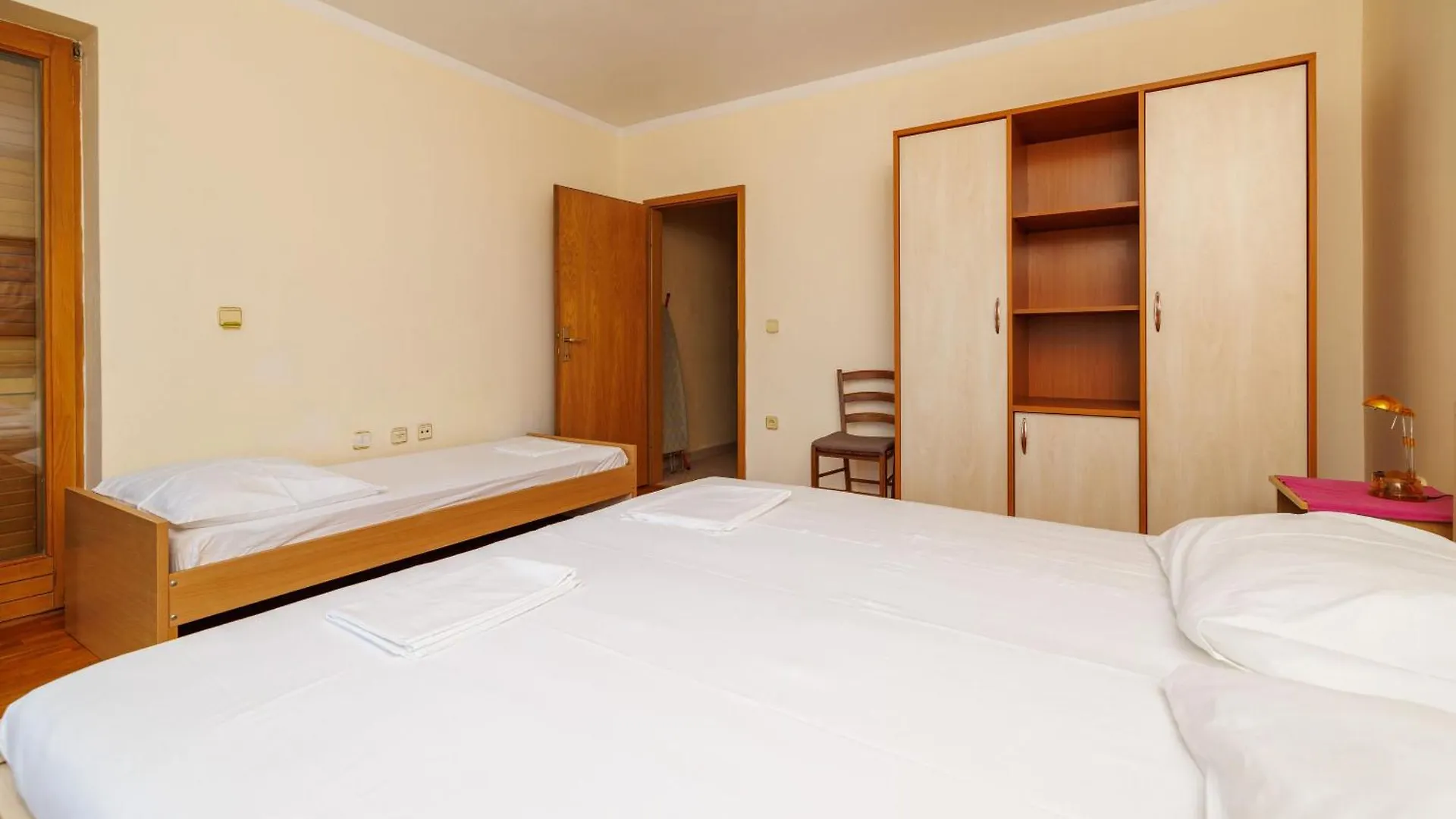 Apartments Dijana Crikvenica 0*,  Croatia