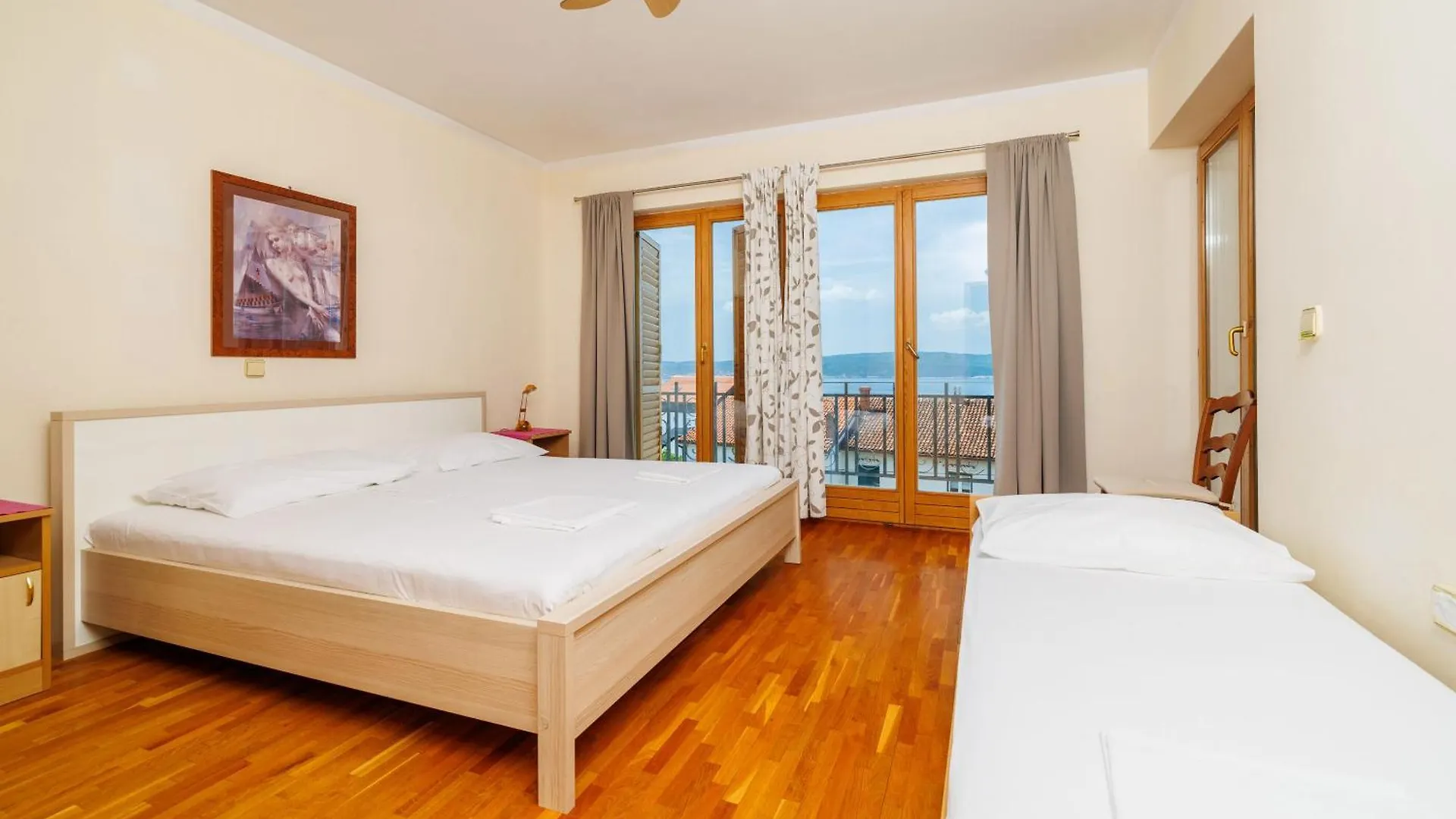 Apartments Dijana Crikvenica 0*,