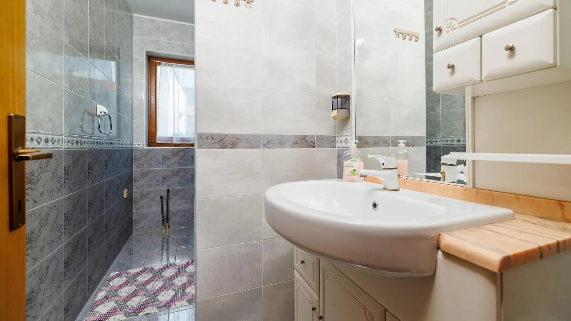 Apartments Dijana Crikvenica 0*,  Croatia